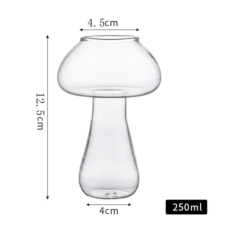 COPA DE VIDRIO EN FORMA DE HONGO